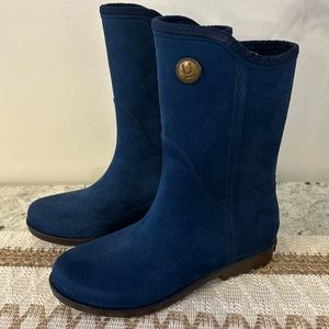 Ulan Rainy Steps Boots Size 7 Navy blue